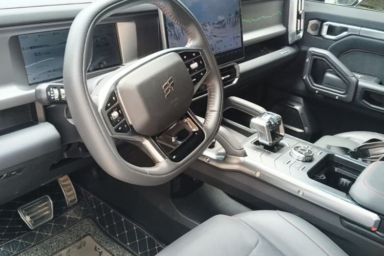 Used JETOUR Shanhai Traveler C-DM 2024 C-DM 208KM Mountain & Wilderness Edition Center Console