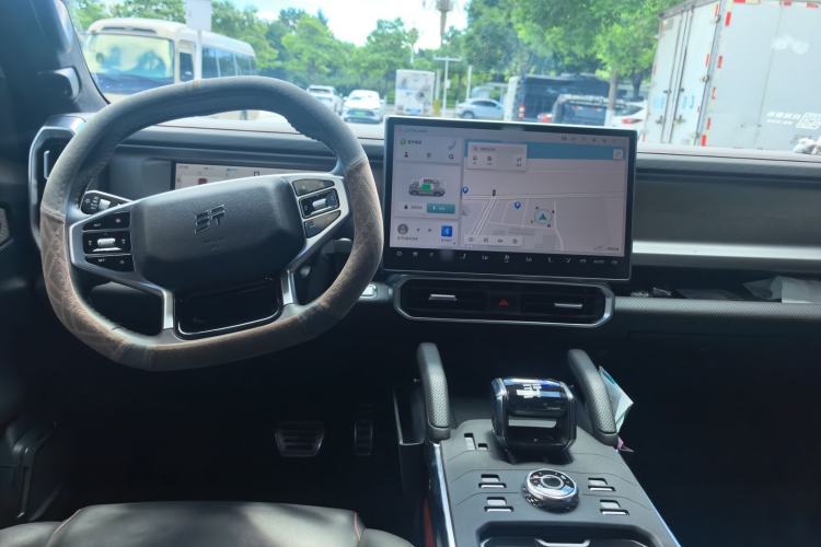 Used JETOUR Shanhai Traveler C-DM 2024 C-DM 208KM Mountain & Wilderness Edition Center Console