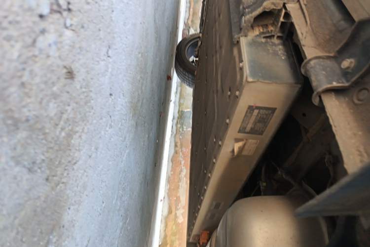 Used JETOUR Shanhai Traveler C-DM 2024 C-DM 208KM Mountain & Wilderness Edition Chassis Rear Left