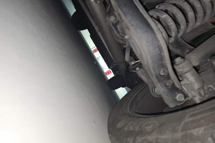 Used JETOUR Shanhai Traveler C-DM 2024 C-DM 208KM Mountain & Wilderness Edition Chassis Rear Right