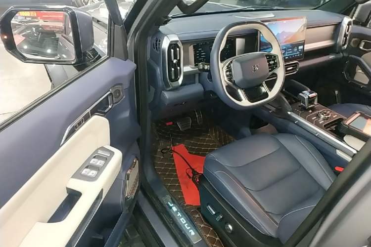 Used JETOUR Shanhai Traveler C-DM 2024 C-DM 208KM Mountain & Wilderness Edition Driver Seat