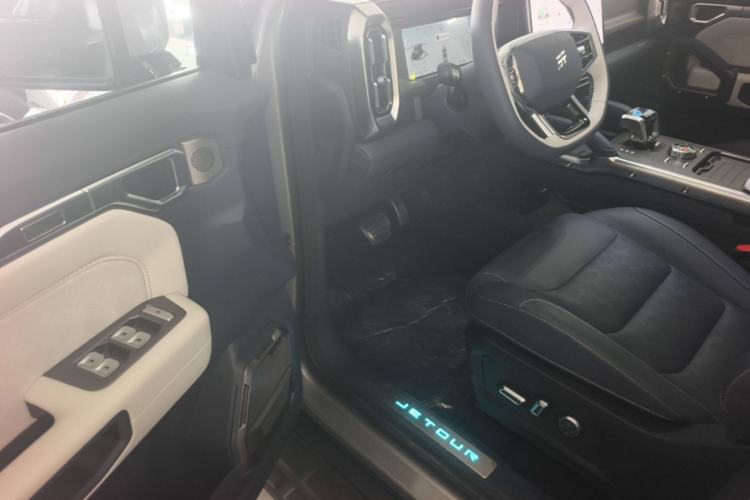 Used JETOUR Shanhai Traveler C-DM 2024 C-DM 208KM Mountain & Wilderness Edition Driver Seat