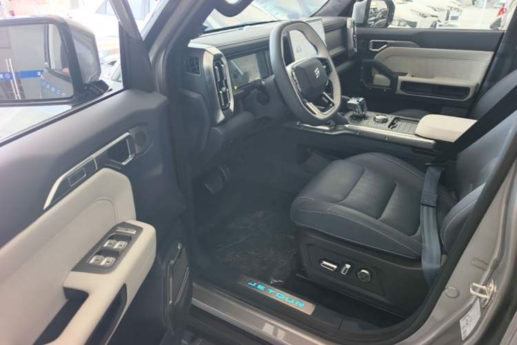 Used JETOUR Shanhai Traveler C-DM 2024 C-DM 208KM Mountain & Wilderness Edition Driver Seat