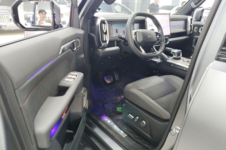 Used JETOUR Shanhai Traveler C-DM 2024 C-DM 208KM Mountain & Wilderness Edition Driver Seat