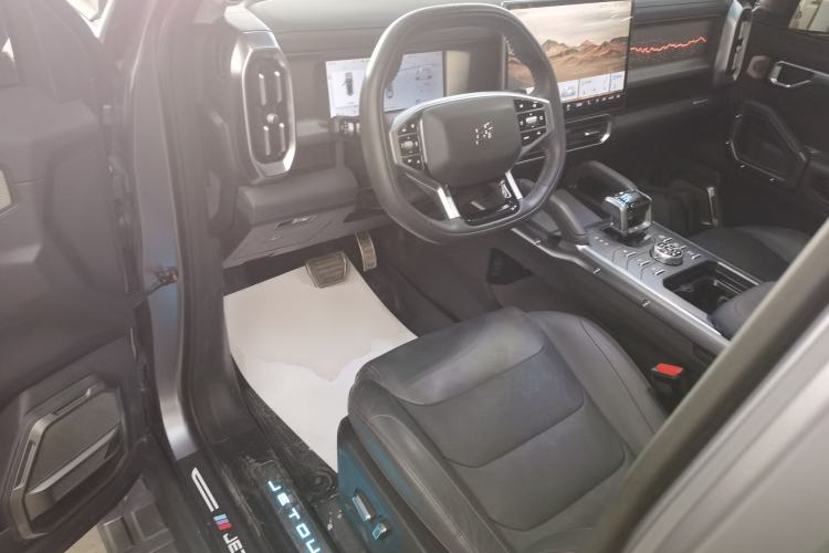 Used JETOUR Shanhai Traveler C-DM 2024 C-DM 206KM Four-Wheel Drive Wilderness Edition Driver Seat