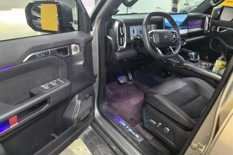 Used JETOUR Shanhai Traveler C-DM 2024 C-DM 208KM Mountain & Wilderness Edition Driver Seat
