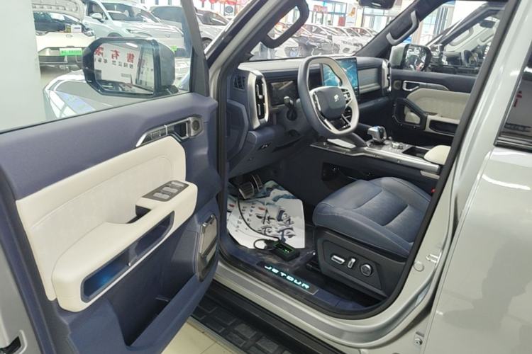Used JETOUR Shanhai Traveler C-DM 2024 C-DM 208KM Mountain & Wilderness Edition Driver Seat