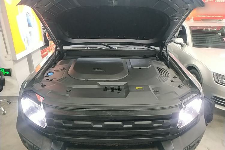 Used JETOUR Shanhai Traveler C-DM 2024 C-DM 208KM Mountain & Wilderness Edition Engine Bay
