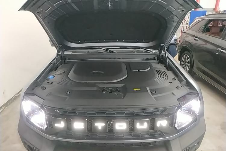 Used JETOUR Shanhai Traveler C-DM 2024 C-DM 208KM Mountain & Wilderness Edition Engine Bay