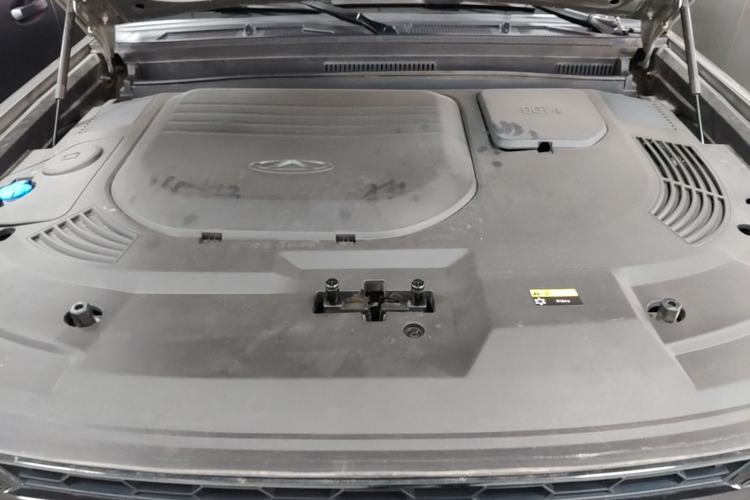Used JETOUR Shanhai Traveler C-DM 2024 C-DM 129KM Linye Edition Engine Bay