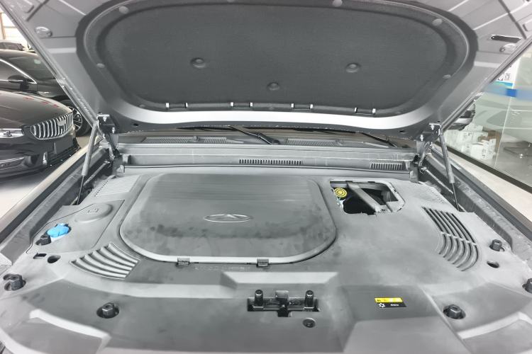 Used JETOUR Shanhai Traveler C-DM 2024 C-DM 129KM Linye Edition Engine Bay