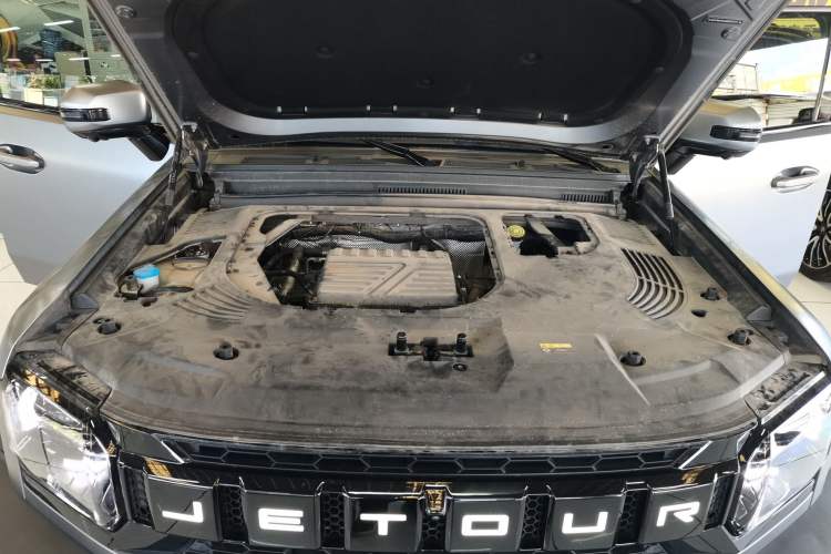 Used JETOUR Shanhai Traveler C-DM 2024 C-DM 208KM Mountain & Wilderness Edition Engine Bay
