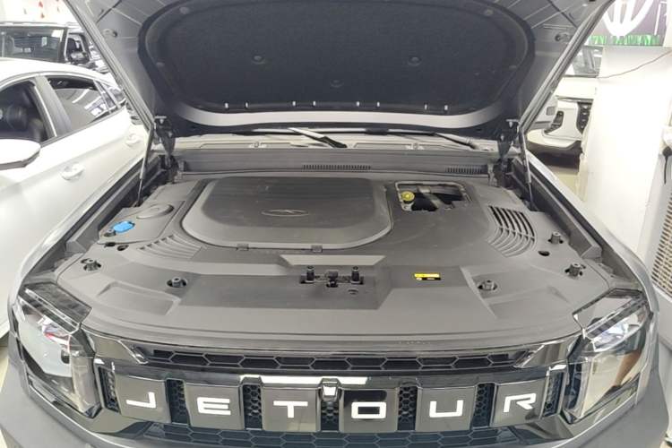 Used JETOUR Shanhai Traveler C-DM 2024 C-DM 208KM Mountain & Wilderness Edition Engine Bay