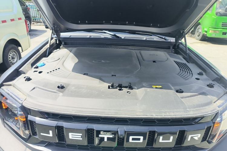 Used JETOUR Shanhai Traveler C-DM 2024 C-DM 208KM Mountain & Wilderness Edition Engine Bay