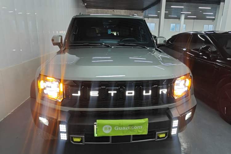 Used JETOUR Shanhai Traveler C-DM 2024 C-DM 208KM Mountain & Wilderness Edition Front
