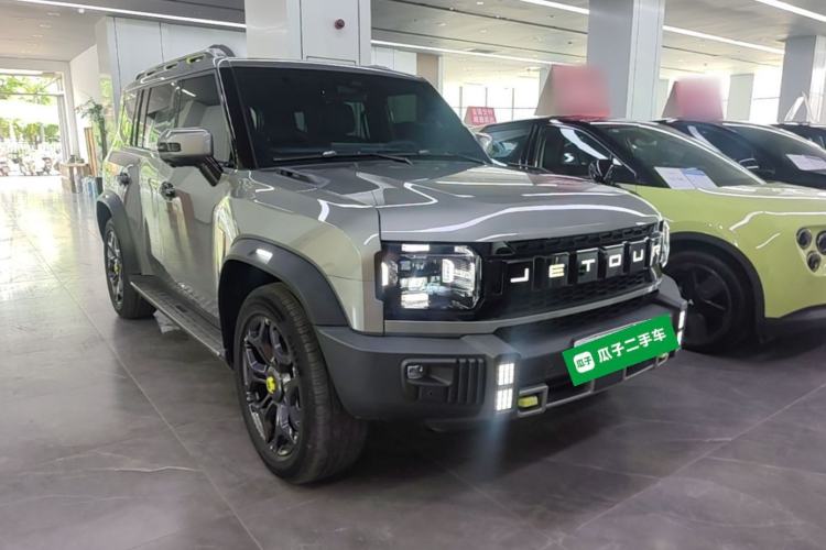 Used JETOUR Shanhai Traveler C-DM 2024 C-DM 208KM Mountain & Wilderness Edition Front Right 45 Deg