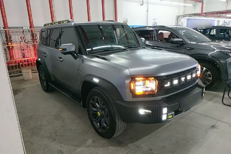 Used JETOUR Shanhai Traveler C-DM 2024 C-DM 208KM Mountain & Wilderness Edition Front Right 45 Deg