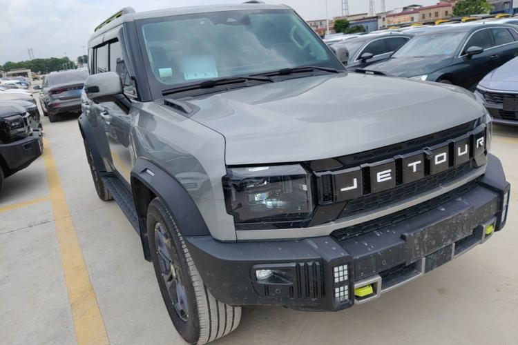 Used JETOUR Shanhai Traveler C-DM 2024 C-DM 206KM Four-Wheel Drive Wilderness Edition Front Right 45 Deg