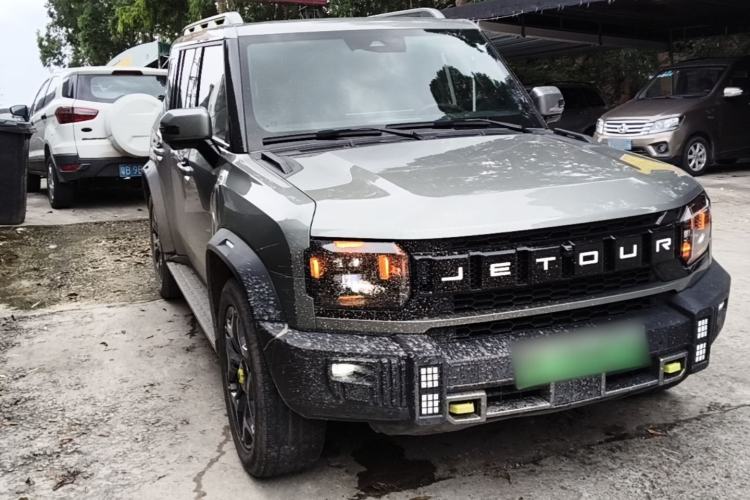 Used JETOUR Shanhai Traveler C-DM 2024 C-DM 208KM Mountain & Wilderness Edition Front Right 45 Deg