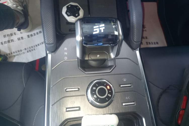 Used JETOUR Shanhai Traveler C-DM 2024 C-DM 208KM Mountain & Wilderness Edition Gear Lever