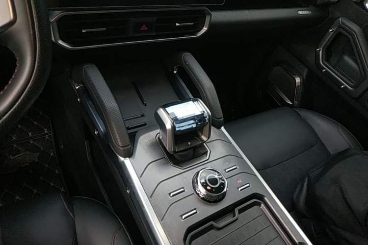 Used JETOUR Shanhai Traveler C-DM 2024 C-DM 129KM Linye Edition Gear Lever
