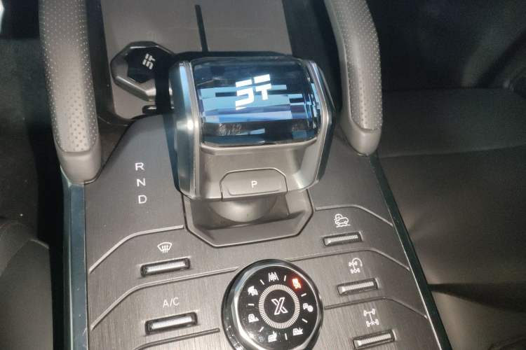 Used JETOUR Shanhai Traveler C-DM 2024 C-DM 206KM Four-Wheel Drive Wilderness Edition Gear Lever