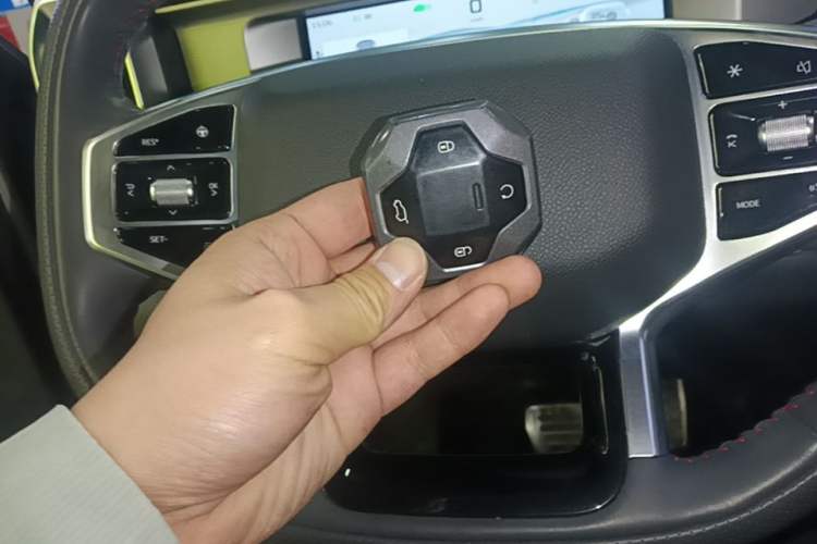 Used JETOUR Shanhai Traveler C-DM 2024 C-DM 208KM Mountain & Wilderness Edition Interior 1