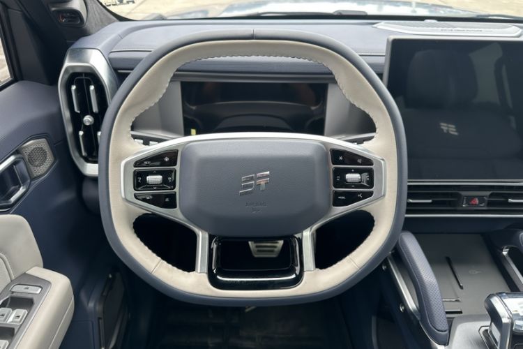 Used JETOUR Shanhai Traveler C-DM 2024 C-DM 208KM Mountain & Wilderness Edition Interior 3