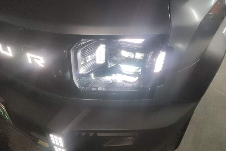 Used JETOUR Shanhai Traveler C-DM 2024 C-DM 206KM Four-Wheel Drive Wilderness Edition Left Front Headlight