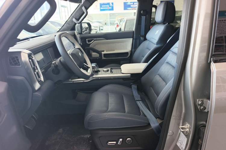 Used JETOUR Shanhai Traveler C-DM 2024 C-DM 208KM Mountain & Wilderness Edition Left Front Seat