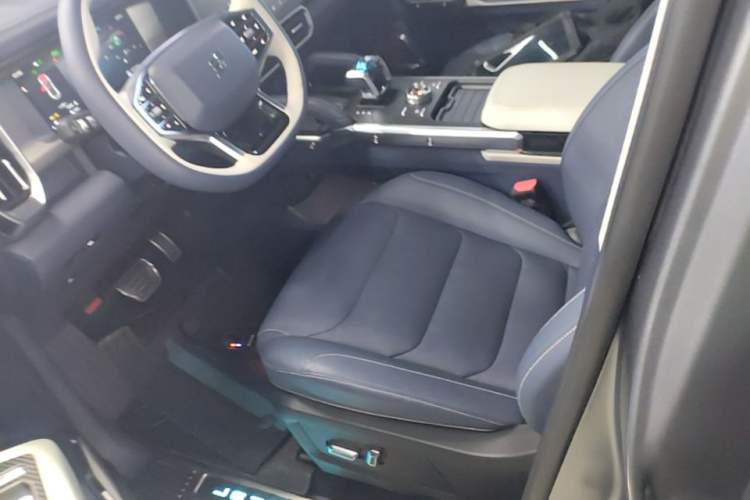 Used JETOUR Shanhai Traveler C-DM 2024 C-DM 129KM Linye Edition Left Front Seat