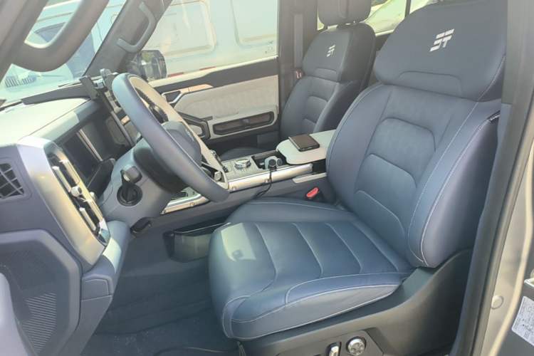 Used JETOUR Shanhai Traveler C-DM 2024 C-DM 208KM Mountain & Wilderness Edition Left Front Seat