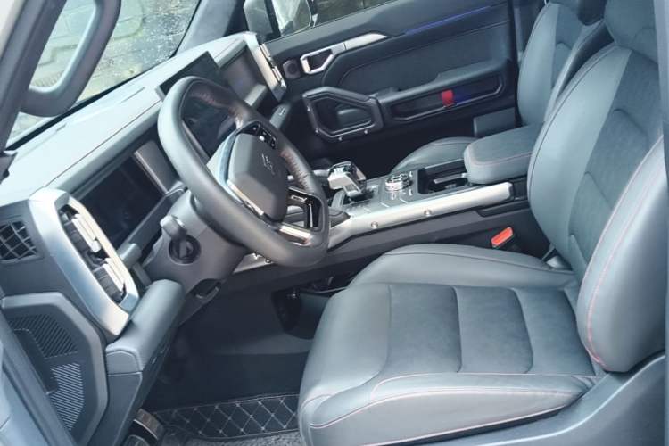 Used JETOUR Shanhai Traveler C-DM 2024 C-DM 208KM Mountain & Wilderness Edition Left Front Seat
