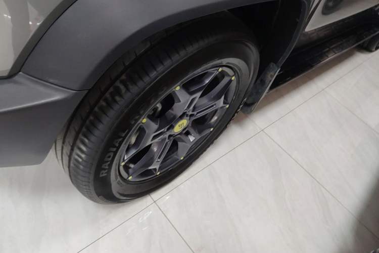 Used JETOUR Shanhai Traveler C-DM 2024 C-DM 129KM Linye Edition Left Front Wheel Hub