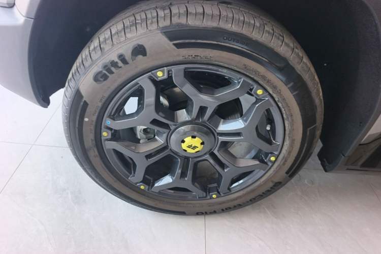 Used JETOUR Shanhai Traveler C-DM 2024 C-DM 208KM Mountain & Wilderness Edition Left Front Wheel Hub