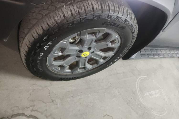Used JETOUR Shanhai Traveler C-DM 2024 C-DM 206KM Four-Wheel Drive Wilderness Edition Left Front Wheel Hub