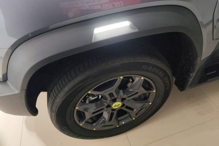 Used JETOUR Shanhai Traveler C-DM 2024 C-DM 129KM Linye Edition Left Front Wheel Hub