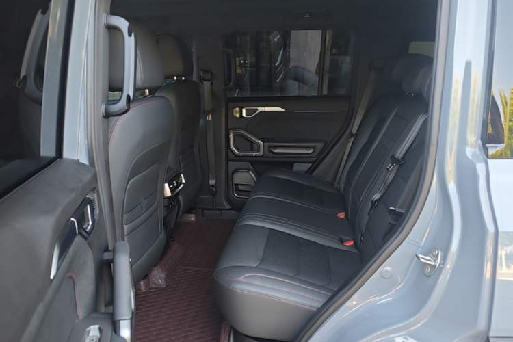 Used JETOUR Shanhai Traveler C-DM 2024 C-DM 208KM Mountain & Wilderness Edition Left Rear Seat