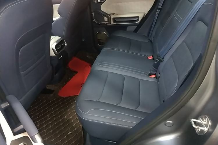 Used JETOUR Shanhai Traveler C-DM 2024 C-DM 208KM Mountain & Wilderness Edition Left Rear Seat