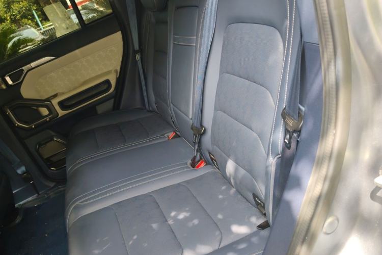 Used JETOUR Shanhai Traveler C-DM 2024 C-DM 208KM Mountain & Wilderness Edition Left Rear Seat