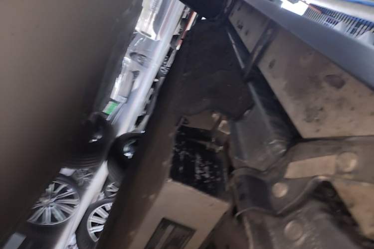 Used JETOUR Shanhai Traveler C-DM 2024 C-DM 208KM Mountain & Wilderness Edition Left Side Sill