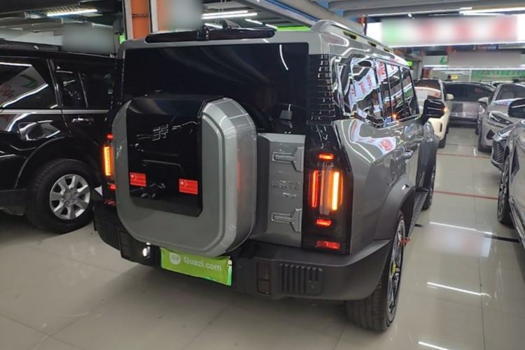 Used JETOUR Shanhai Traveler C-DM 2024 C-DM 208KM Mountain & Wilderness Edition Rear Right 45 Deg