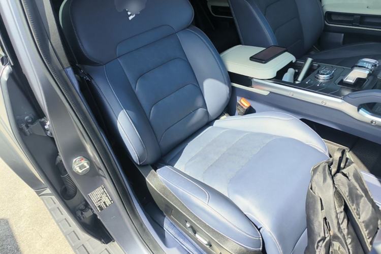 Used JETOUR Shanhai Traveler C-DM 2024 C-DM 208KM Mountain & Wilderness Edition Right Front Seat