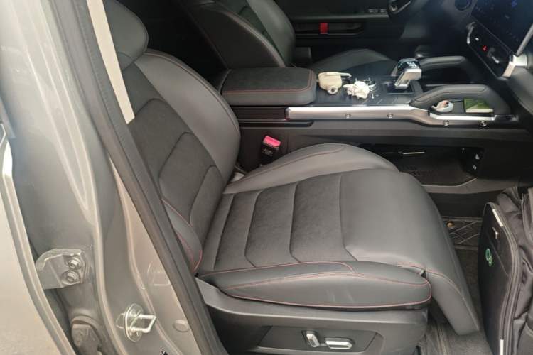 Used JETOUR Shanhai Traveler C-DM 2024 C-DM 129KM Linye Edition Right Front Seat