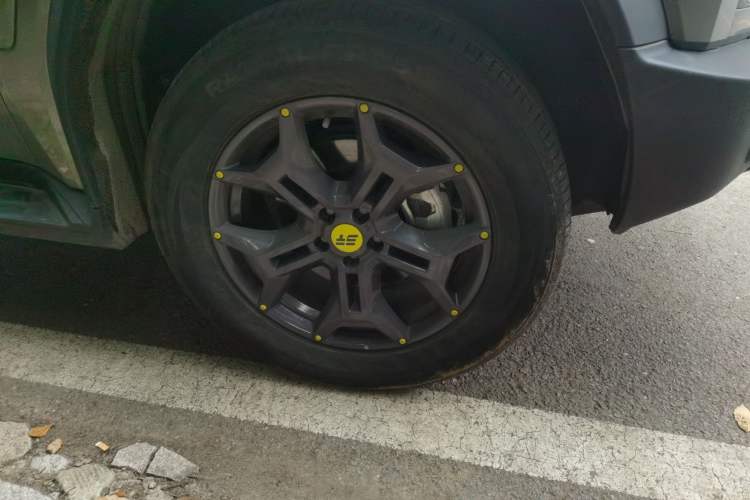 Used JETOUR Shanhai Traveler C-DM 2024 C-DM 129KM Linye Edition Right Front Wheel Hub