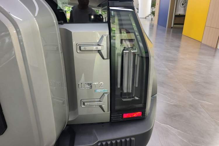 Used JETOUR Shanhai Traveler C-DM 2024 C-DM 208KM Mountain & Wilderness Edition Right Rear Taillight