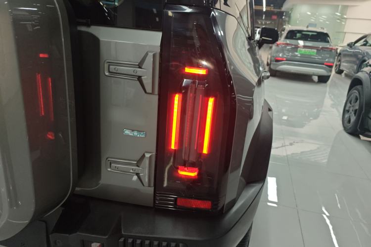 Used JETOUR Shanhai Traveler C-DM 2024 C-DM 129KM Linye Edition Right Rear Taillight