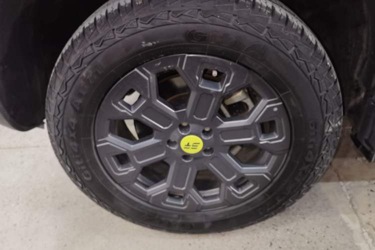 Used JETOUR Shanhai Traveler C-DM 2024 C-DM 206KM Four-Wheel Drive Wilderness Edition Right Rear Wheel Hub