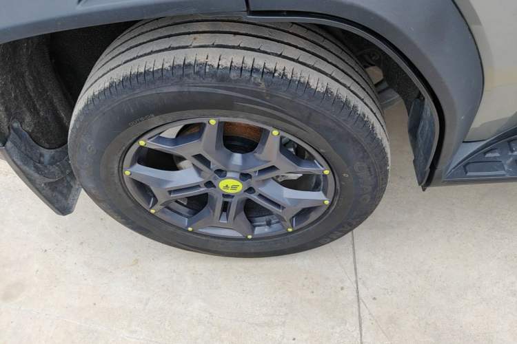 Used JETOUR Shanhai Traveler C-DM 2024 C-DM 206KM Four-Wheel Drive Wilderness Edition Right Rear Wheel Hub