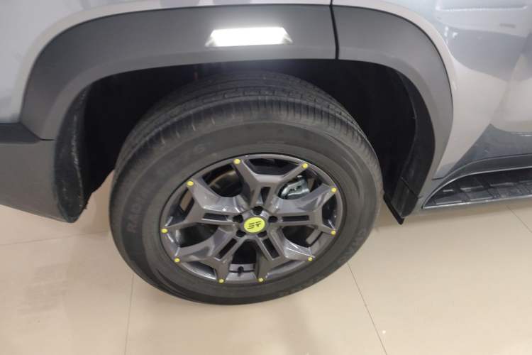 Used JETOUR Shanhai Traveler C-DM 2024 C-DM 129KM Linye Edition Right Rear Wheel Hub